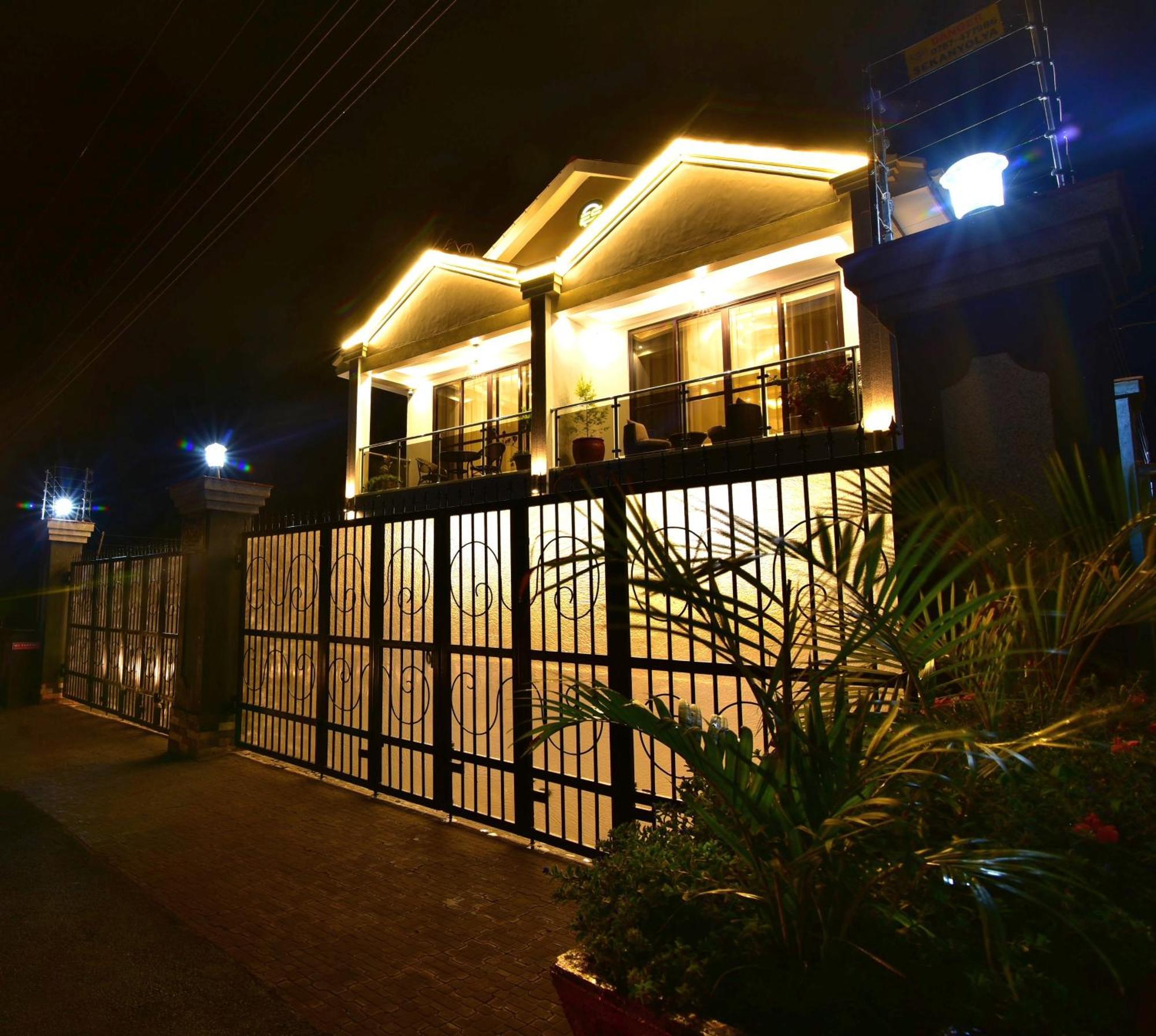Entebbe Stay Apart-Hotel Экстерьер фото